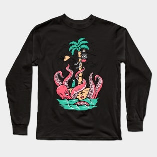 The giant octopus attack the skull Long Sleeve T-Shirt